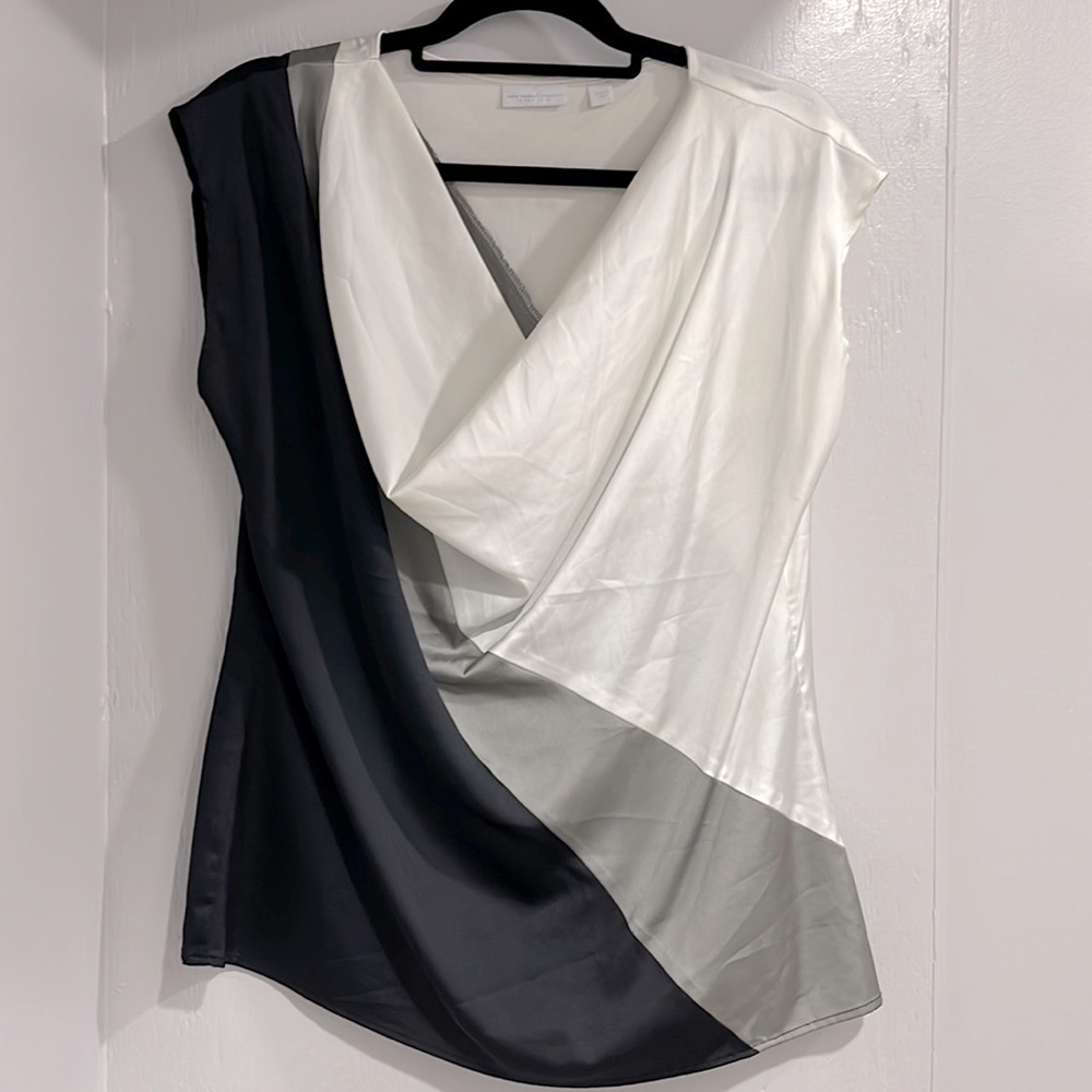 Sleeveless blouse